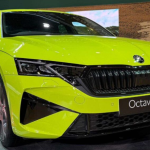 SKODA Octavia RS green 2025