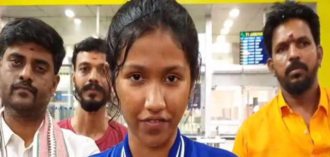 Dhaanvi Karthikeyan
