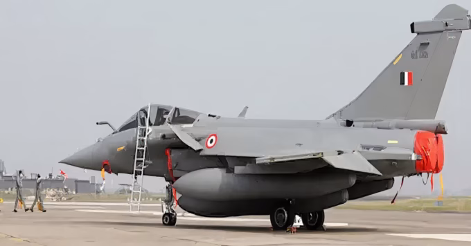 Pakistan restricts airspace ahead of India's military exercise near Sir Creek
