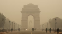 Delhi Air Pollution Worst in Years, India Gate Lost in Smog