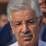 Pakistan Defence Minister Criticizes Taliban Amid Civilian Casualties in Afghan Airstrikes