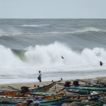 IMD Red Alert as Ditwah Hits TN Coast: Heavy Rains, Gusts to 80 km/h Continue
