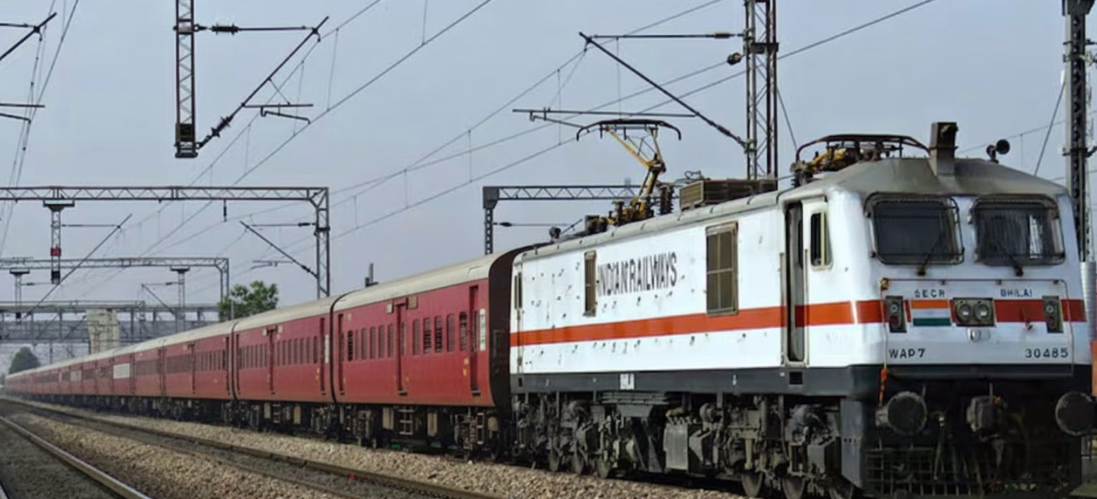 Railways Responds to IndiGo Crisis: 116 New Coaches in Premium Trains for Peak Travel