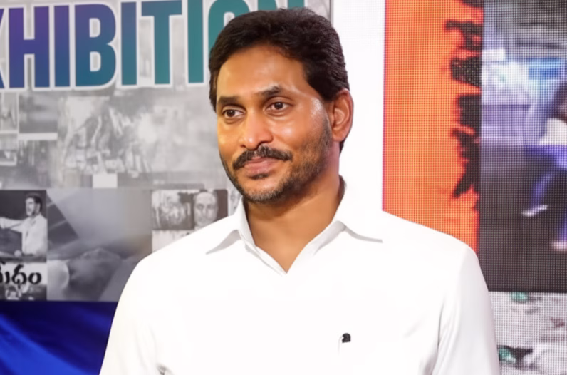 Naidu's PPP Gamble: Jagan's Million Signatures Corner Govt