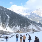 First Snow in Sonamarg: 'No Terror, Everyone Happy' Say Thrilled Indian Visitors!