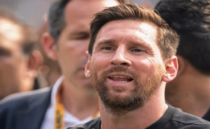 Tight Security for Messi Mumbai Visit: No Bottles Allowed After Salt Lake Vandalism