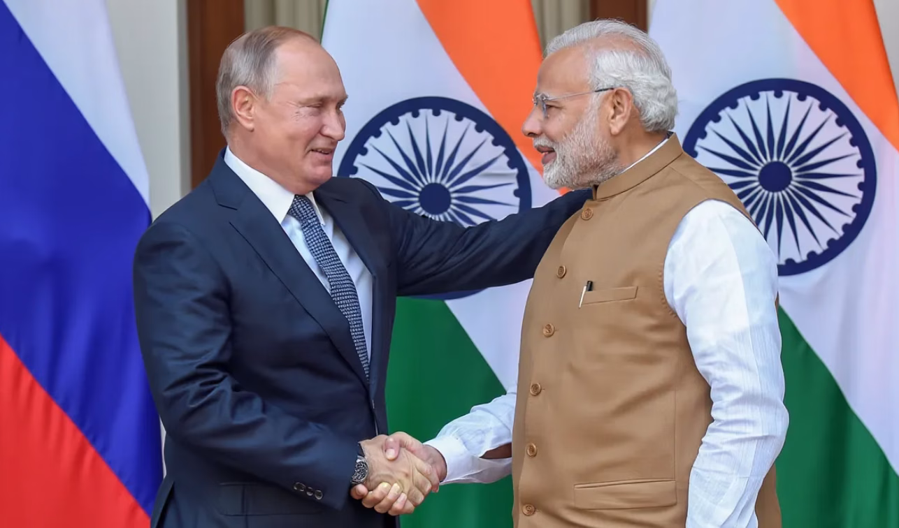 Rupee Internationalization Push: Monthly Ruble Rate for Smooth Russian Oil Payments!