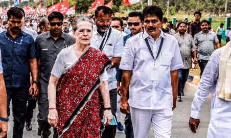 Nehru Legacy Under Attack? Sonia's Charge Meets BJP's Surname Taunt