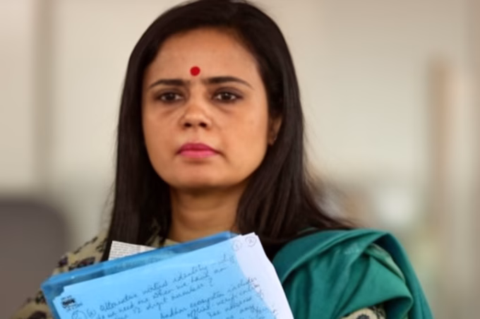 Mahua Moitra cash for query