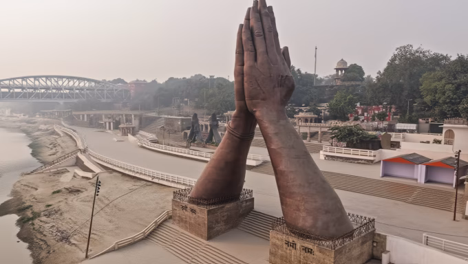 Varanasi jewellers ban burqa, UPJA no sale face covered