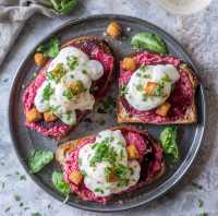 Paneer Beetroot Toast