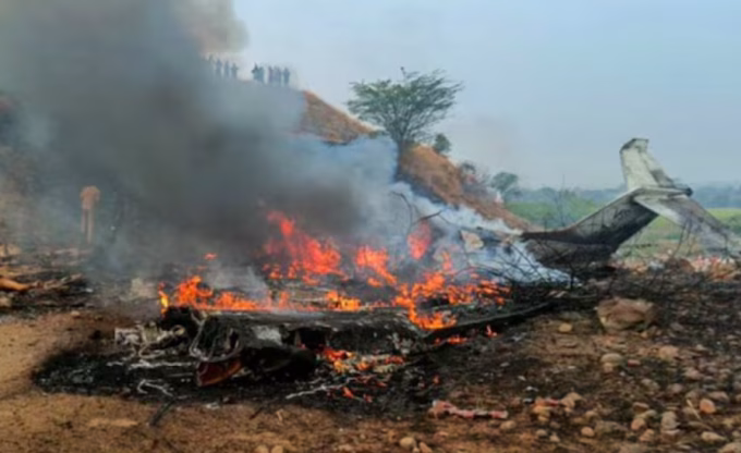 Baramati airport crash Learjet, Fadnavis aviation minister letter
