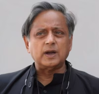 Shashi Tharoor Rahul Gandhi meeting