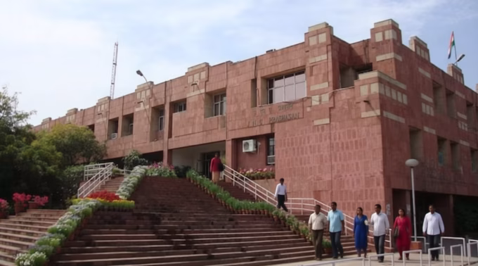 JNU midnight violence February