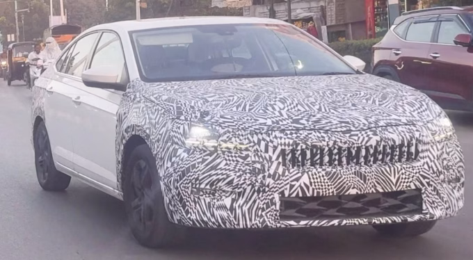 Skoda Slavia Facelift Spied