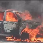 Sudden fire in Indico car on the highway.