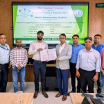 MoU signed between HRL and Education Department for the development of government schools of Sindri.