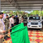 Deputy Commissioner and SSP flagged off the modern vehicles received by Dhanbad Police.