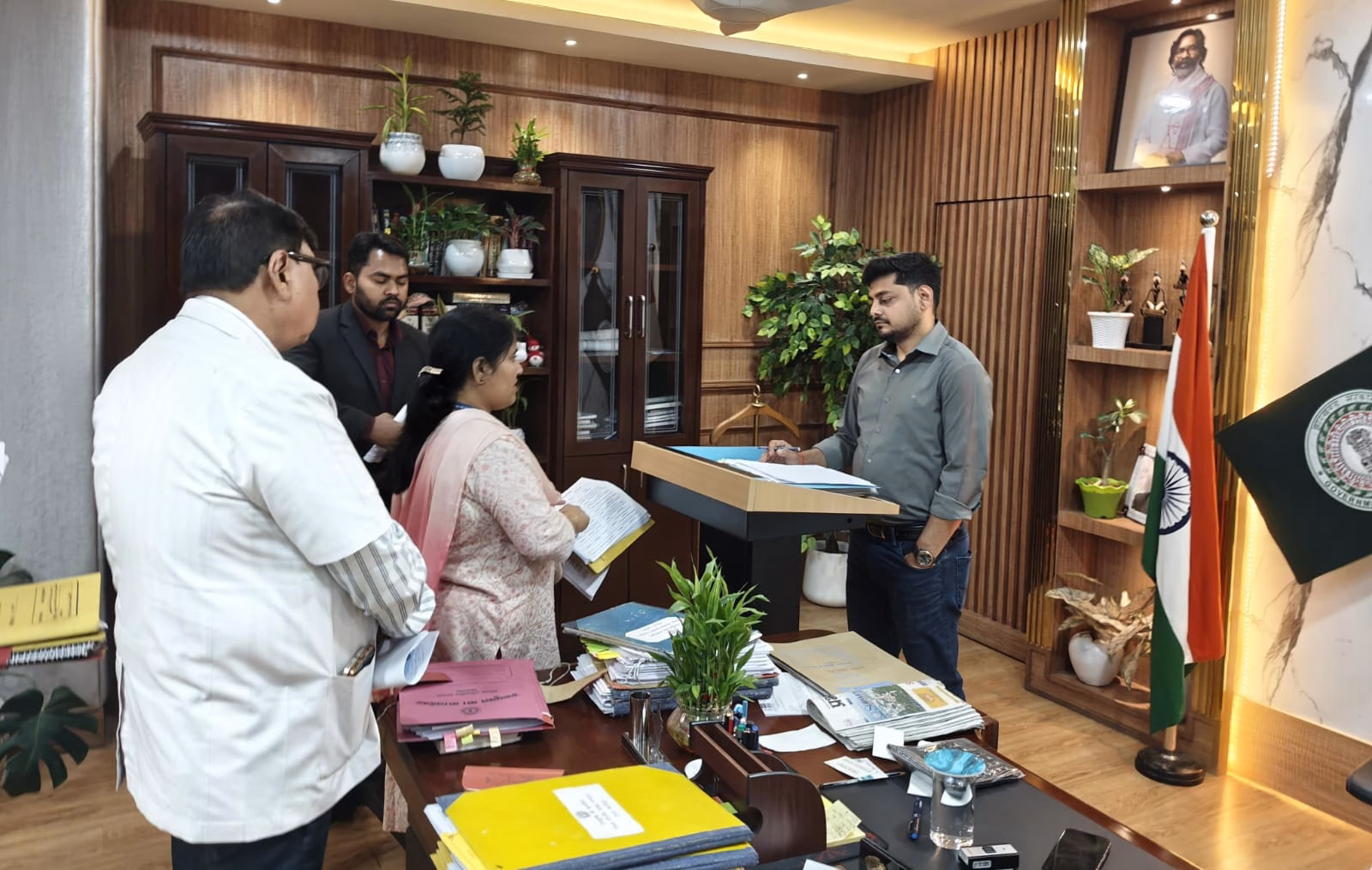 A meeting was held under the chairmanship of the Deputy Commissioner for the appointment of a total of 141 people on 18 posts under NHM.