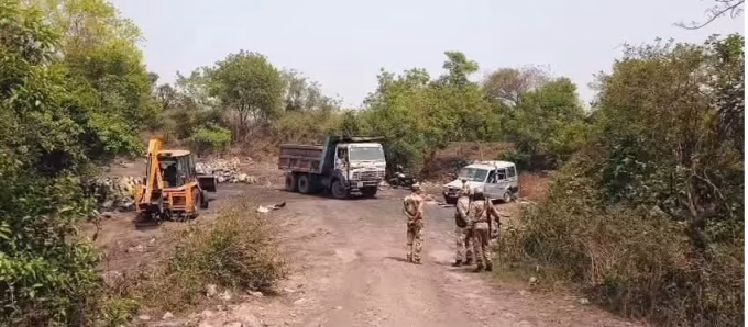 CISF took action against illegal coal mining.
