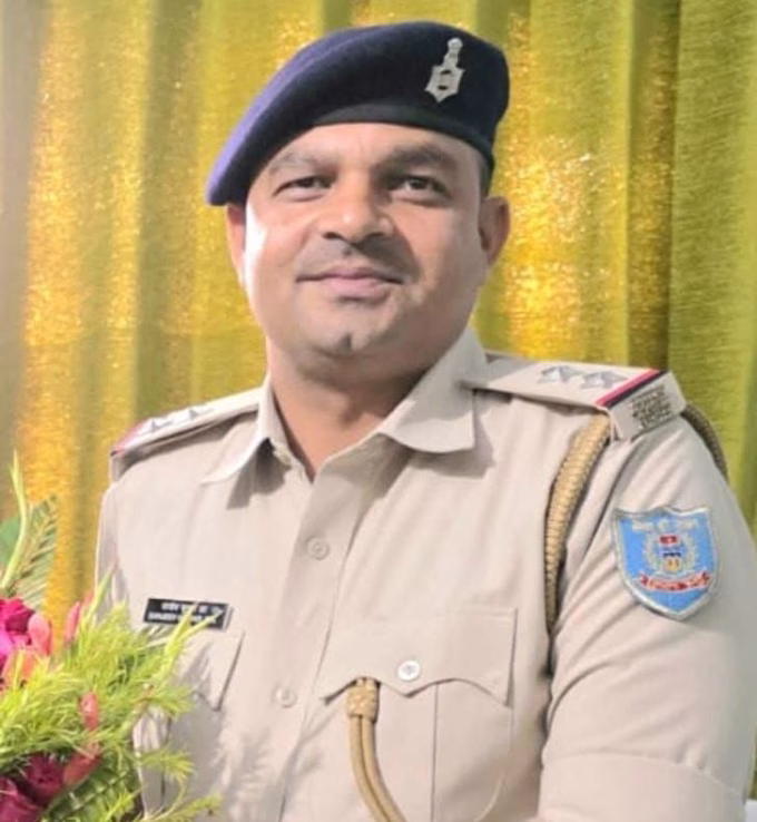 Sanjeev Kumar was made the new in-charge of Rajganj police station.