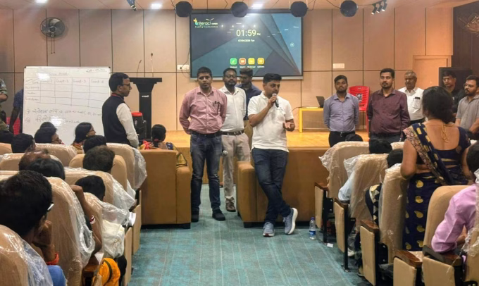 Deputy Commissioner arrived for the training of chiefs.