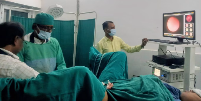 Facility for examination and operation of uterus through endoscopy started.