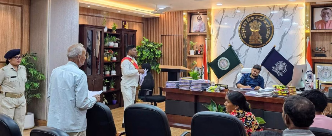 The Deputy Commissioner listened to the problems of the common people.