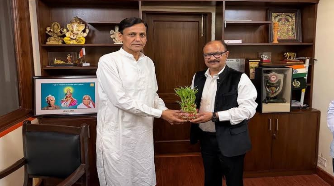BCCL CMD paid a courtesy call on the Minister of State for Home Affairs.
