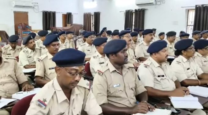 Dhanbad Police's new initiative: ASI-rank officers to receive special training in modern investigation techniques.