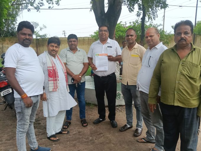 BJP members demanded the employment of local unemployed individuals in the outsourcing company and submitted a letter to the PO.