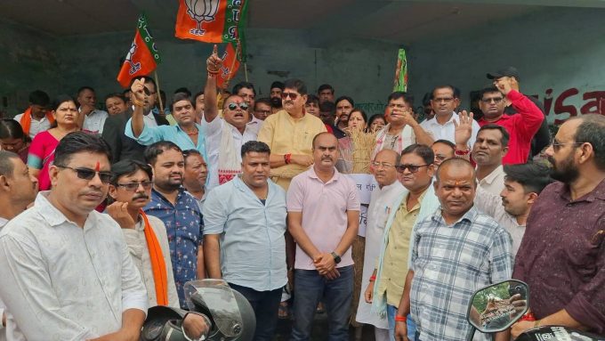 Uproar in Dhanbad over NEET issue: BJP alleges Rahul Gandhi is inciting students for political gain.