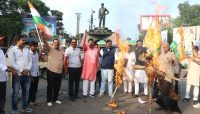 Youth Congress stages massive protest in Dhanbad; effigies of PM Modi and Education Minister Dharmendra Pradhan burnt.