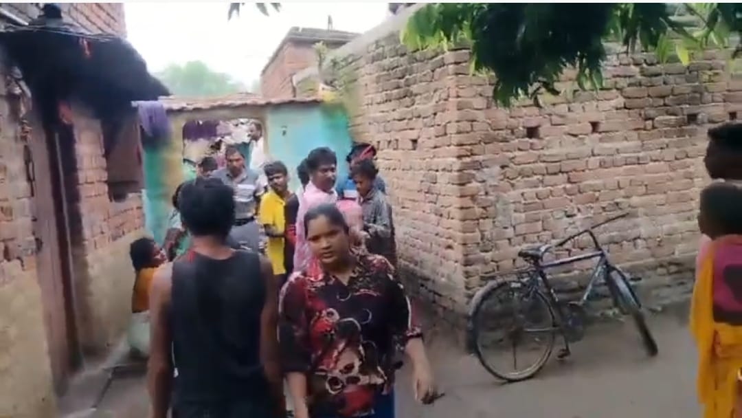 Young man brutally murdered amidst domestic dispute; wife and minor son in custody.