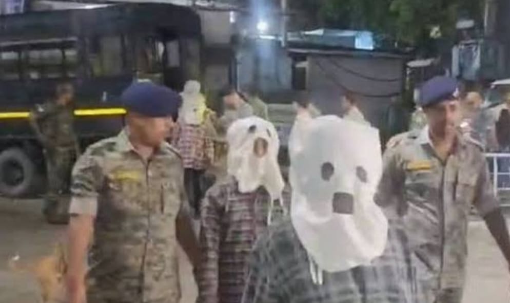 Operation ‘Daura Pahad’: Five Naxalites, including top Maoist Misir Besra—who carried a reward of ₹2.20 crore—sent to Dhanbad Jail.