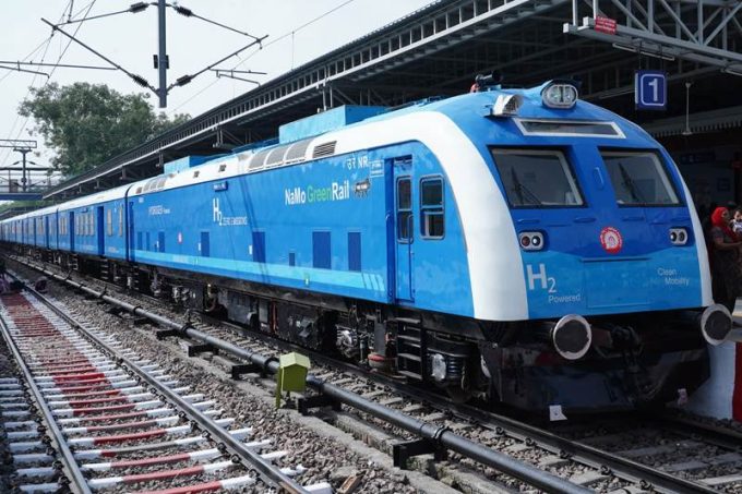 India's first hydrogen train successfully operates on the Jind-Sonipat route, completing a 1,200 km journey.