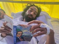 devendra-mahto-ends-water-fast-jpsc-jssc-protest-ranchi-sonam-wangchuk