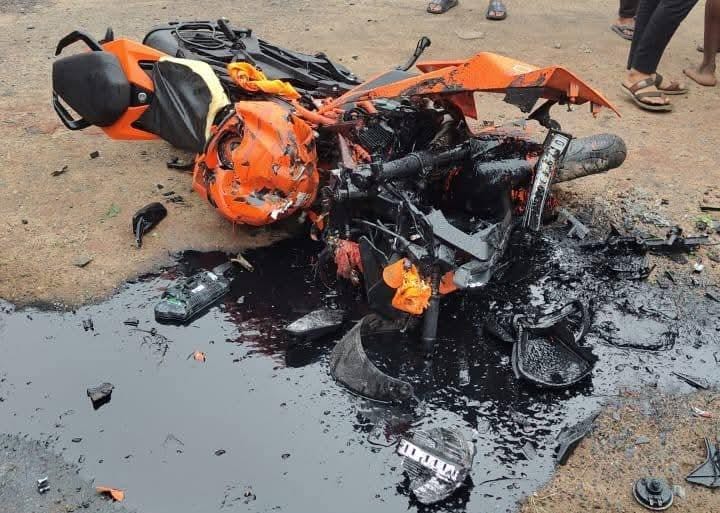 dhanbad-road-accident-ktm-bike-rider-dies-bbm-college